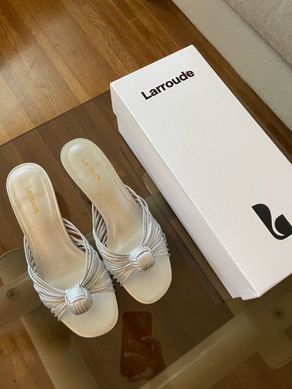 Brand new Larroudé Valerie mule